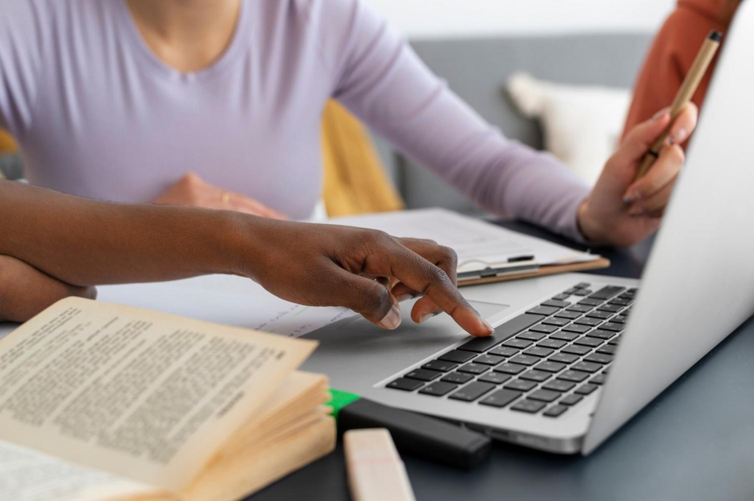 Session de formation pratique avec études de cas financiers